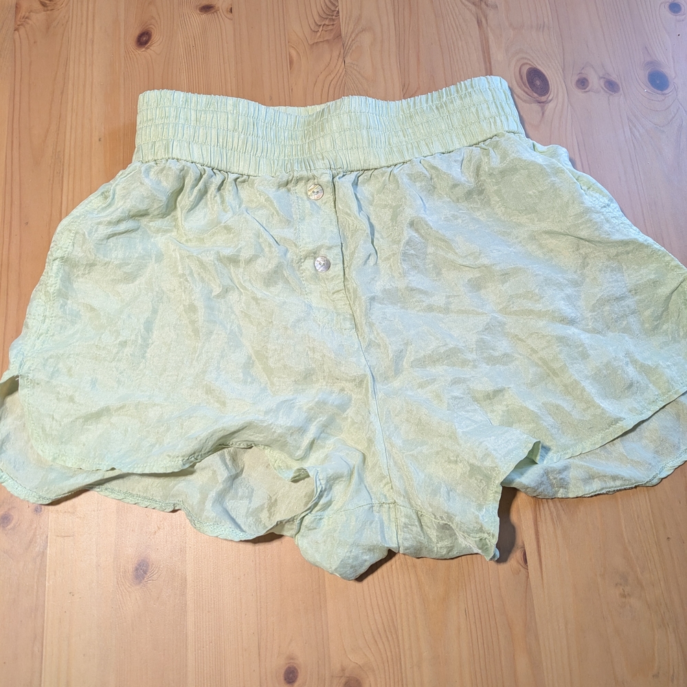 Zara High Waist Green Shorts with Relaxed Fit